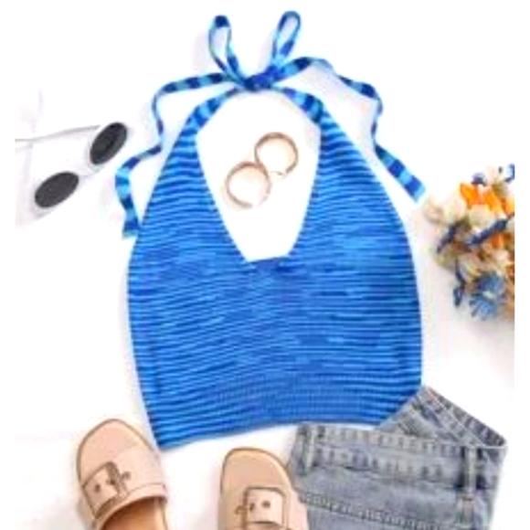 Tops - NEW Knit crop halter